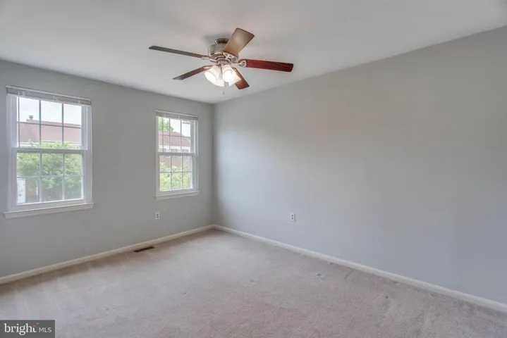 10131 Valentino Dr, Oakton, Virginia 22124