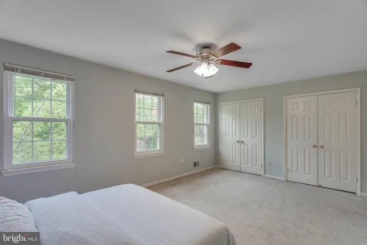 10131 Valentino Dr, Oakton, Virginia 22124
