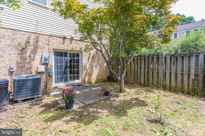 10131 Valentino Dr, Oakton, Virginia 22124