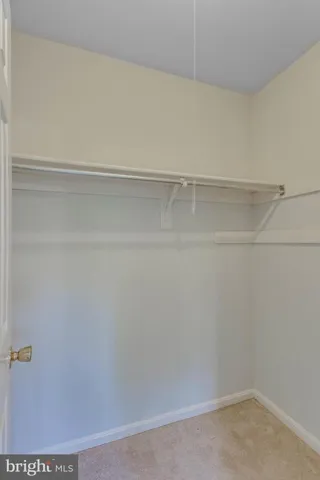 10131 Valentino Dr, Oakton, Virginia 22124