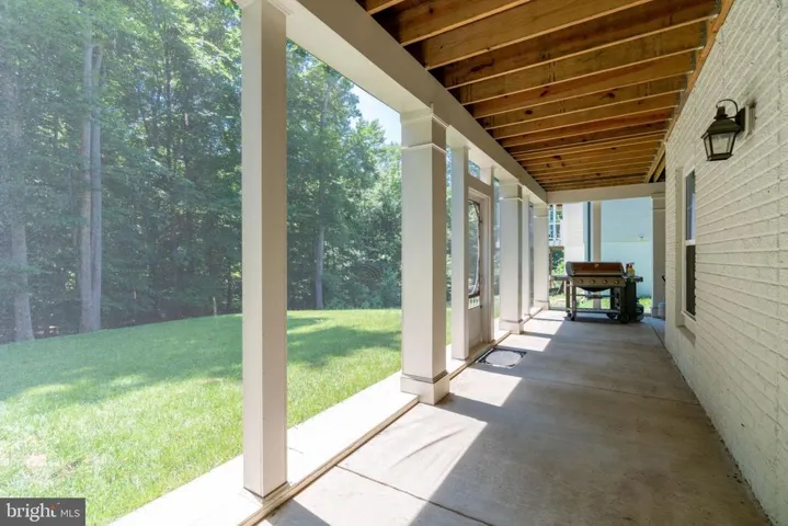 17064 Belle Isle Dr, Dumfries, Virginia 22026
