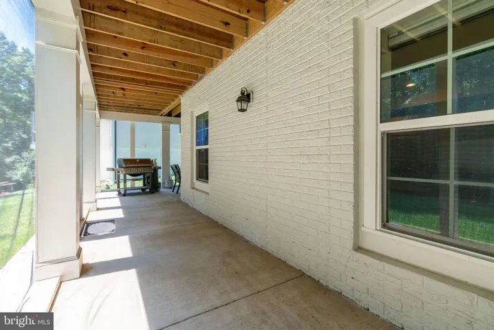 17064 Belle Isle Dr, Dumfries, Virginia 22026