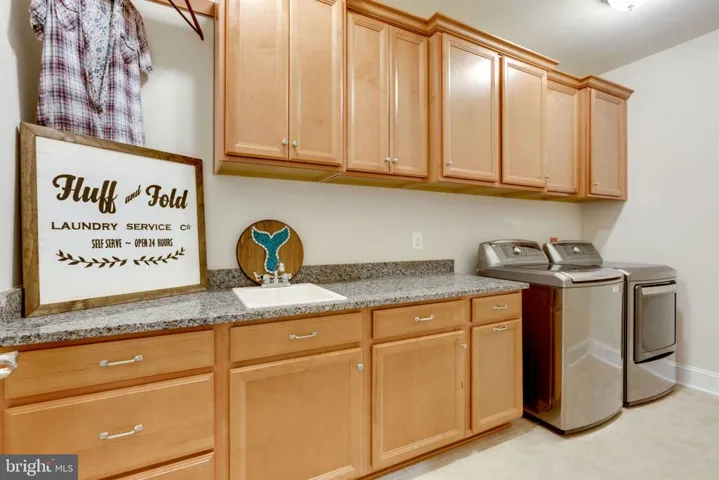 17064 Belle Isle Dr, Dumfries, Virginia 22026