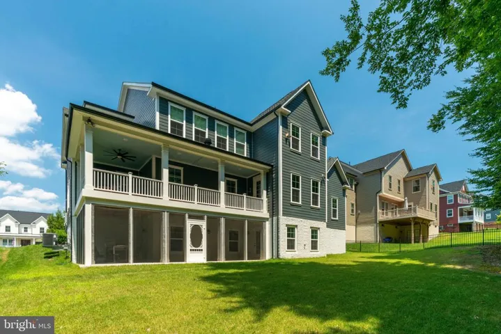 17064 Belle Isle Dr, Dumfries, Virginia 22026