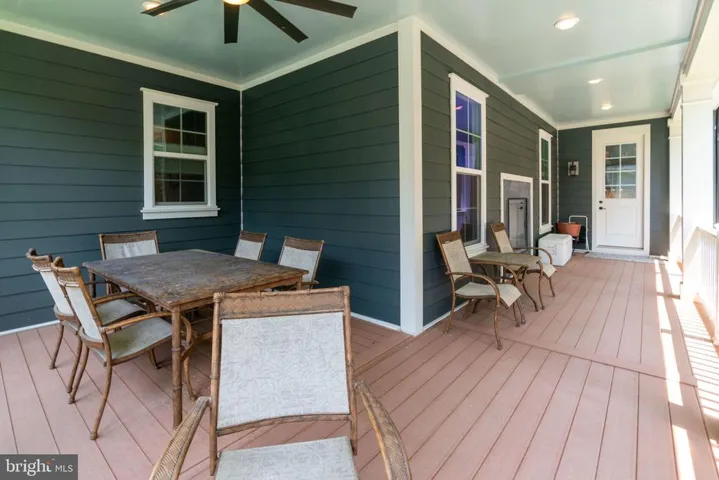 17064 Belle Isle Dr, Dumfries, Virginia 22026