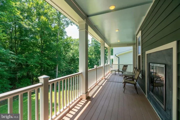 17064 Belle Isle Dr, Dumfries, Virginia 22026