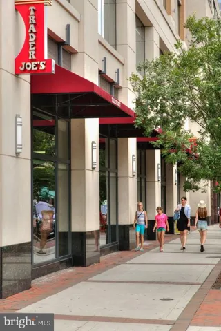 1021 N Garfield St #1046, Arlington, Virginia 22201