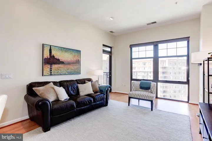 1021 N Garfield St #1046, Arlington, Virginia 22201