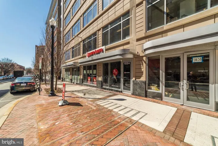 1021 N Garfield St #1046, Arlington, Virginia 22201