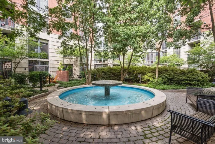 1021 N Garfield St #1046, Arlington, Virginia 22201