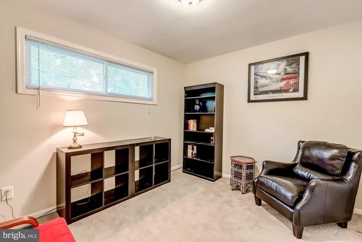 10122 Spring Lake Ter, Fairfax, Virginia 22030