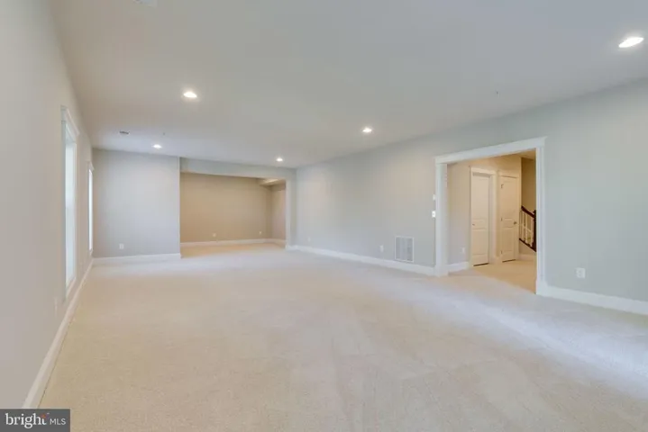 17123 Belle Isle Dr, Dumfries, Virginia 22026