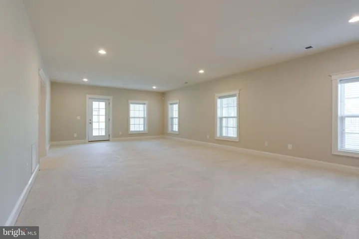 17123 Belle Isle Dr, Dumfries, Virginia 22026