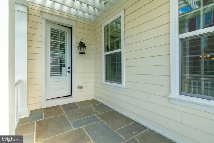 17123 Belle Isle Dr, Dumfries, Virginia 22026
