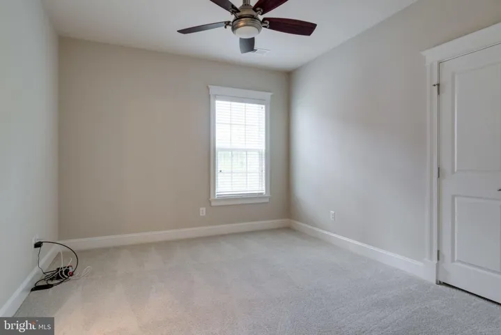 17123 Belle Isle Dr, Dumfries, Virginia 22026