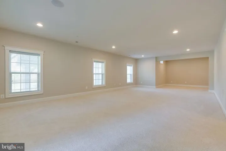 17123 Belle Isle Dr, Dumfries, Virginia 22026