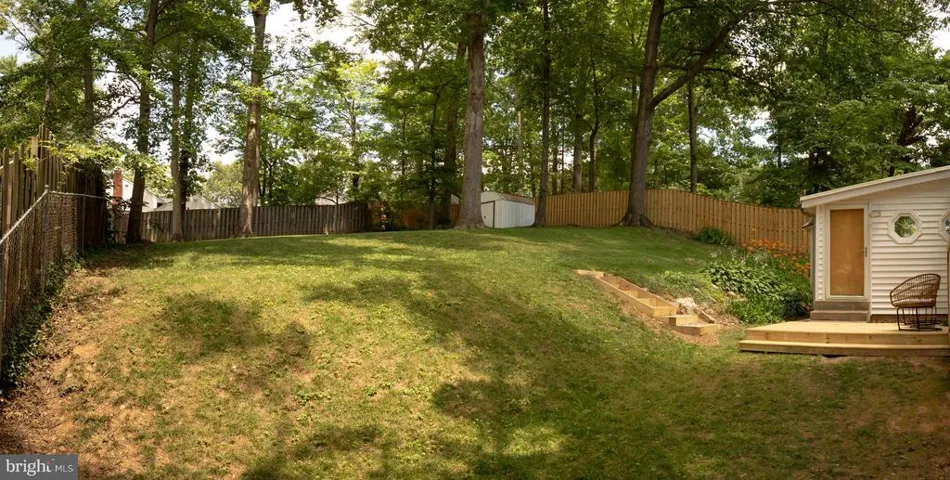 10822 Woodland Dr, Fairfax, Virginia 22030