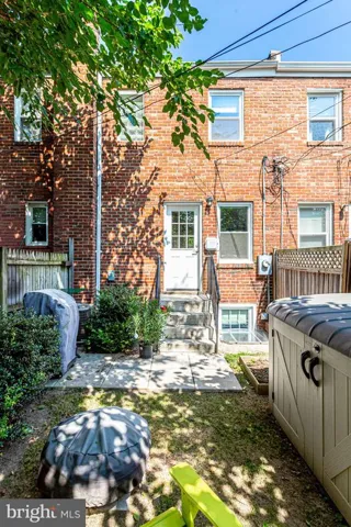 305 Buchanan St, Alexandria, Virginia 22314