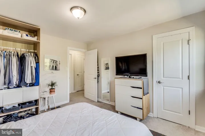 305 Buchanan St, Alexandria, Virginia 22314
