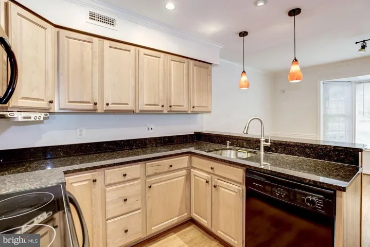 9032 Rosewall Ct, Springfield, Virginia 22152