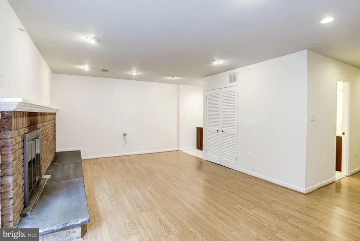 9032 Rosewall Ct, Springfield, Virginia 22152