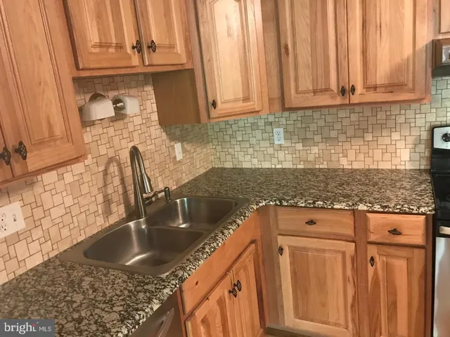 3503 Wedgewood Ct #e, Pasadena, Maryland 21122