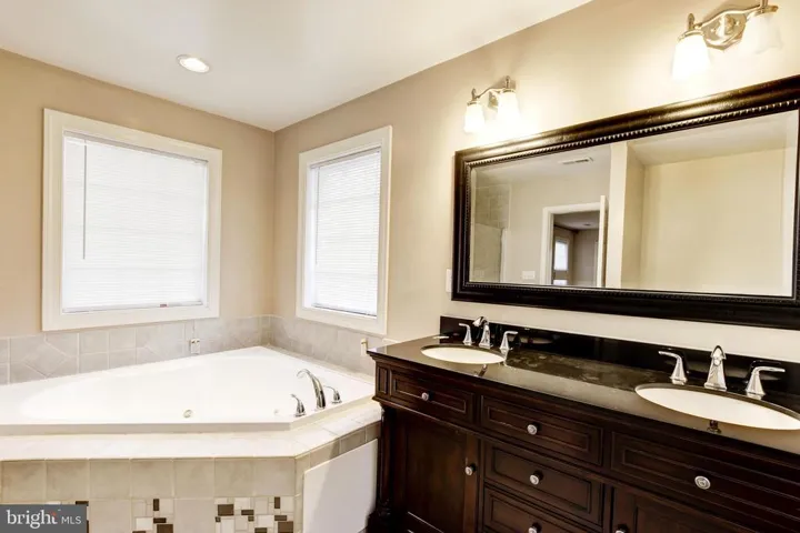 7909 Ashton St, Alexandria, Virginia 22309