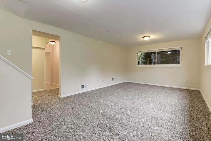 8923 Battery Rd, Alexandria, Virginia 22308