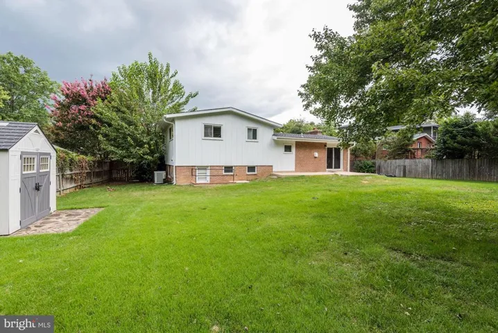 8923 Battery Rd, Alexandria, Virginia 22308