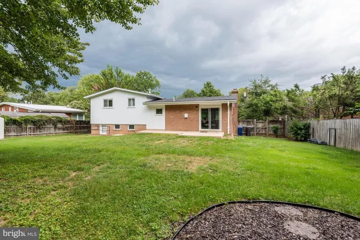 8923 Battery Rd, Alexandria, Virginia 22308