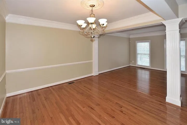 8015 Samuel Wallis St, Lorton, Virginia 22079