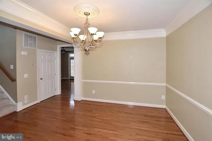 8015 Samuel Wallis St, Lorton, Virginia 22079