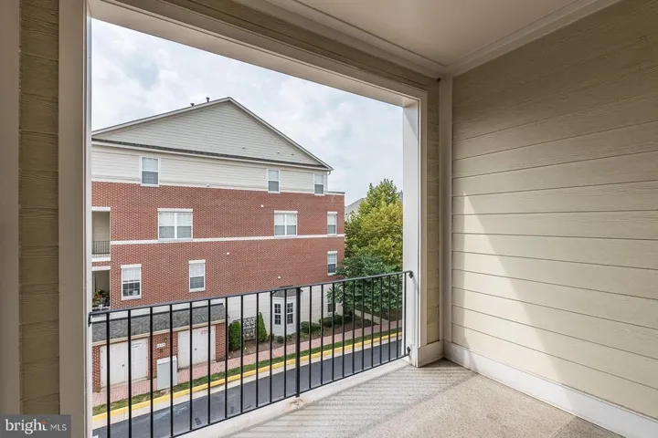 12408-b Liberty Bridge Rd, Fairfax, Virginia 22033