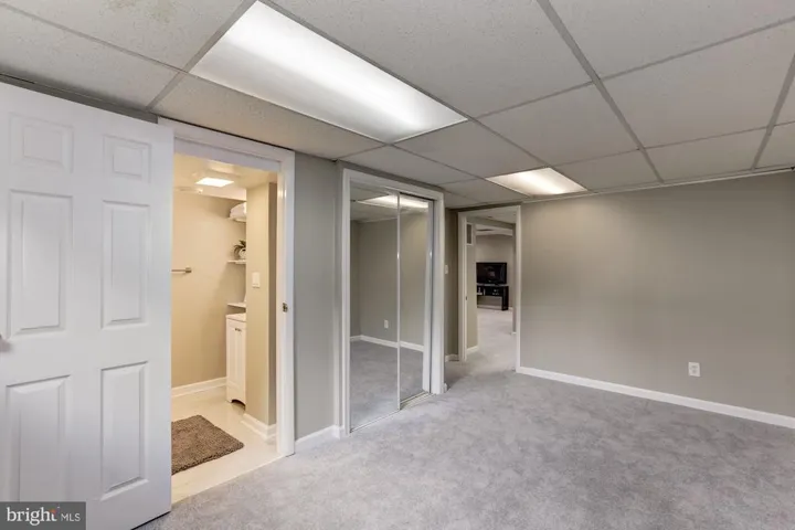 1719 Olney Rd, Falls Church, Virginia 22043