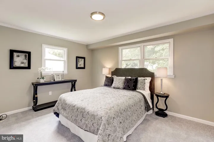 1719 Olney Rd, Falls Church, Virginia 22043