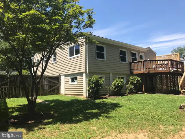 1719 Olney Rd, Falls Church, Virginia 22043