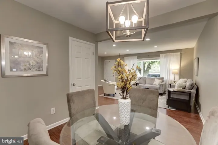 1719 Olney Rd, Falls Church, Virginia 22043