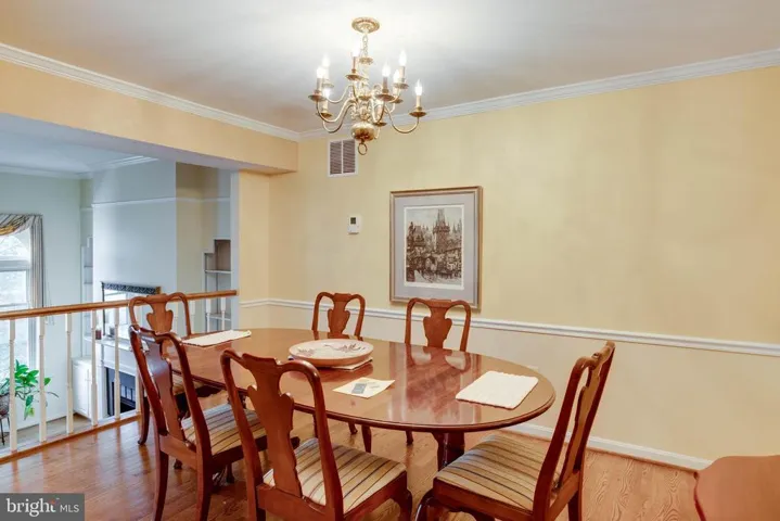 1276 S Washington St, Falls Church, Virginia 22046