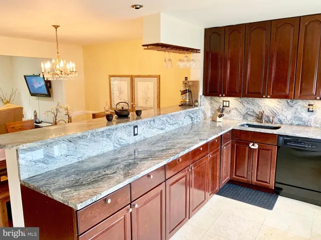 4544 Maxfield Dr, Annandale, Virginia 22003