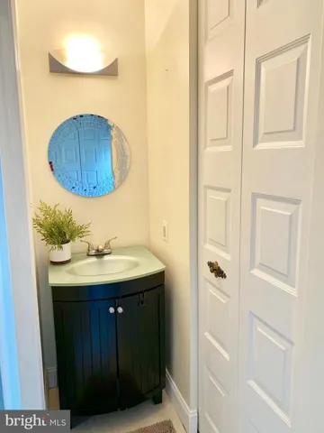 4544 Maxfield Dr, Annandale, Virginia 22003