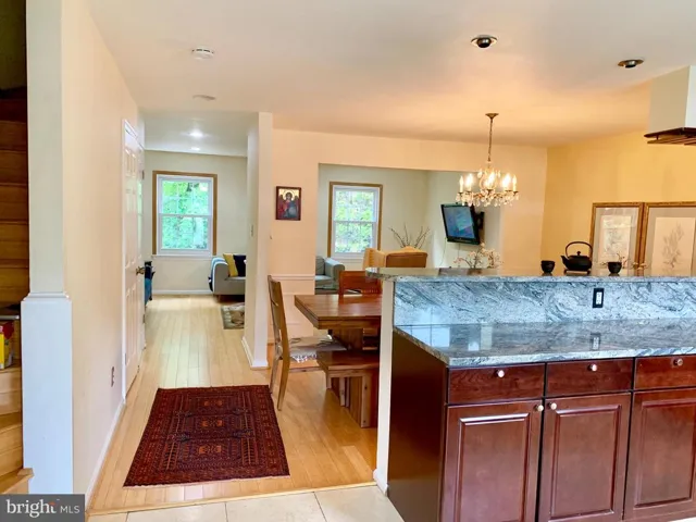 4544 Maxfield Dr, Annandale, Virginia 22003