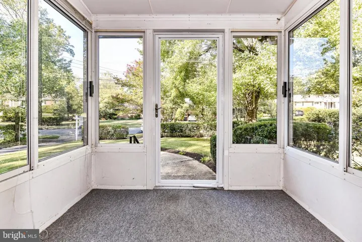 3305 Brush Dr, Falls Church, Virginia 22042