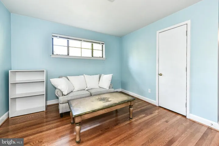 3305 Brush Dr, Falls Church, Virginia 22042