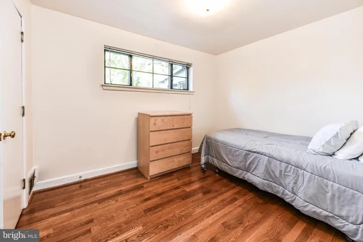 3305 Brush Dr, Falls Church, Virginia 22042