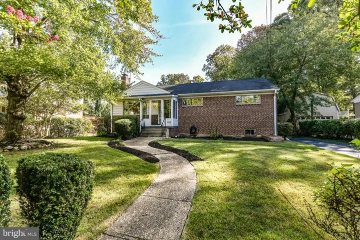 3305 Brush Dr, Falls Church, Virginia 22042