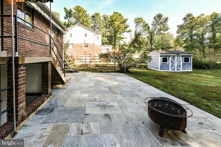 3305 Brush Dr, Falls Church, Virginia 22042