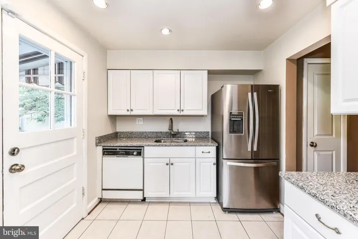3305 Brush Dr, Falls Church, Virginia 22042