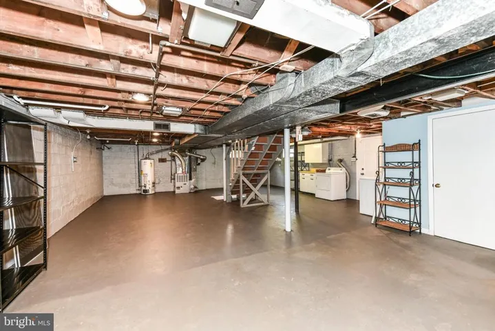 3305 Brush Dr, Falls Church, Virginia 22042