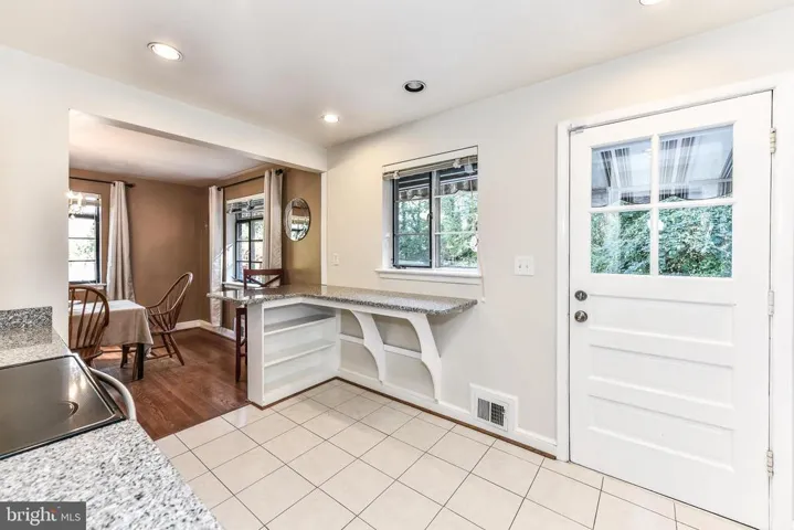 3305 Brush Dr, Falls Church, Virginia 22042