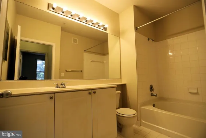 9480 Virginia Center Blvd #104, Vienna, Virginia 22181